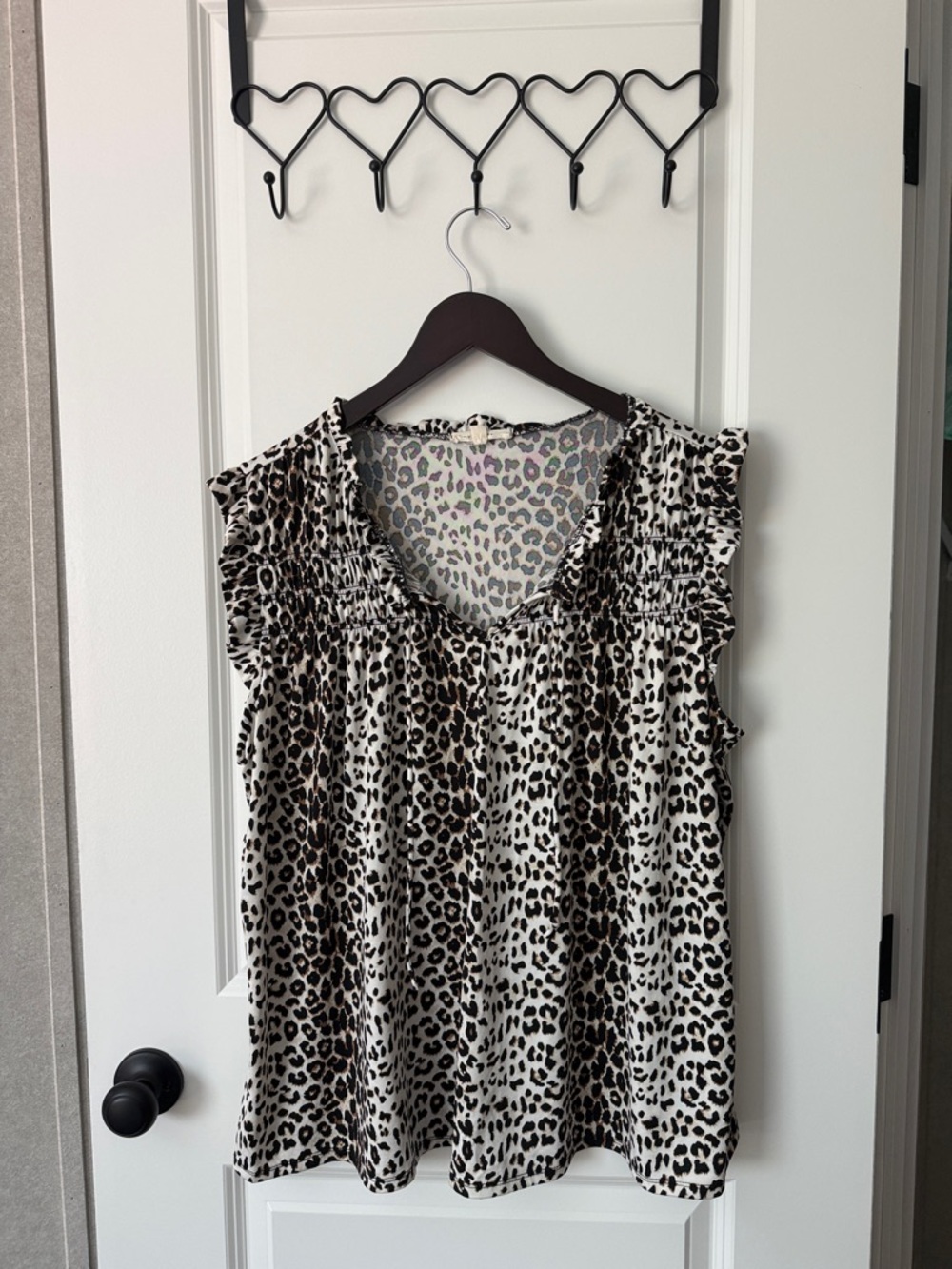 Leopard Print Ruffled Shoulder Sleeveless Top - White/Black